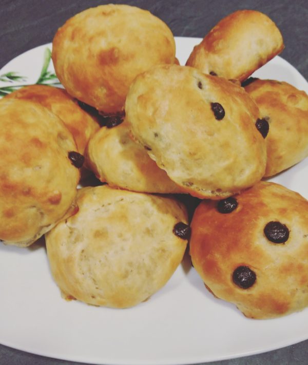 Sweet bread buns with chocolate chunks